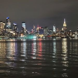 Meet your Posher, Carla